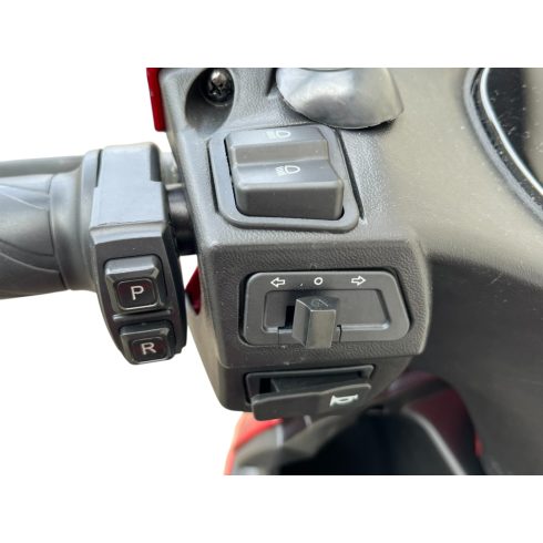 Bartamotor BM-27-TL 48V 1000W elektromos robogó